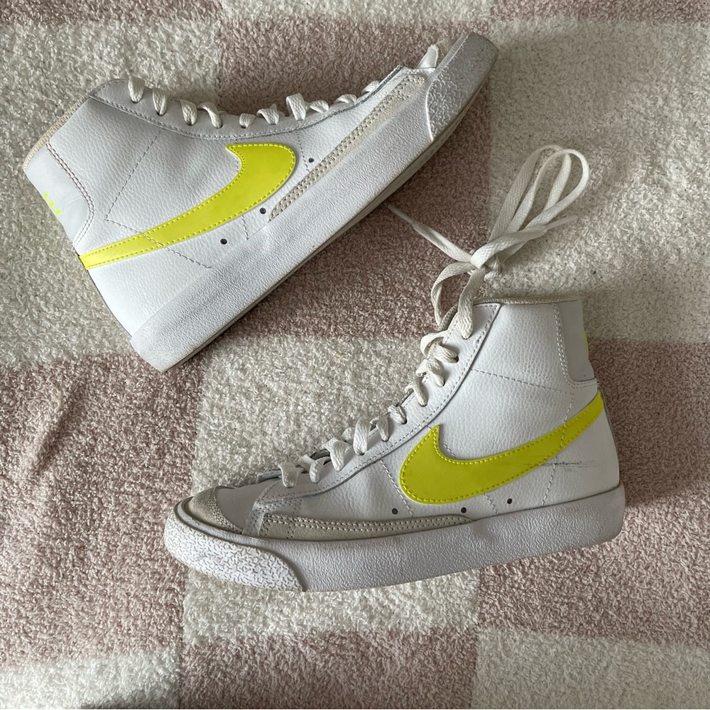 Nike Blazer Mid 77 White/Lemon Venom